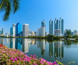 Why are older buildings rapidly gaining popularity in Bangkok?