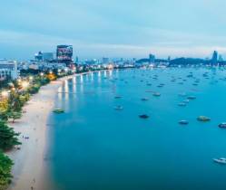 How to Choose the Right Type of Property in Pattaya: Condos Vs. Houses