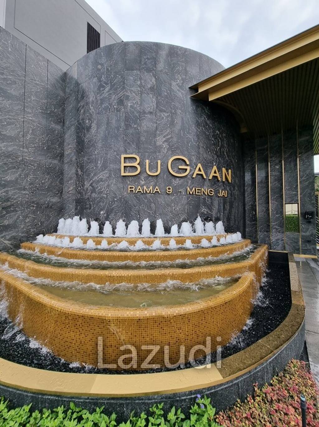 4bed 5bath maid room  552Sqm for rent at BuGaan Rama9 - Mengjai