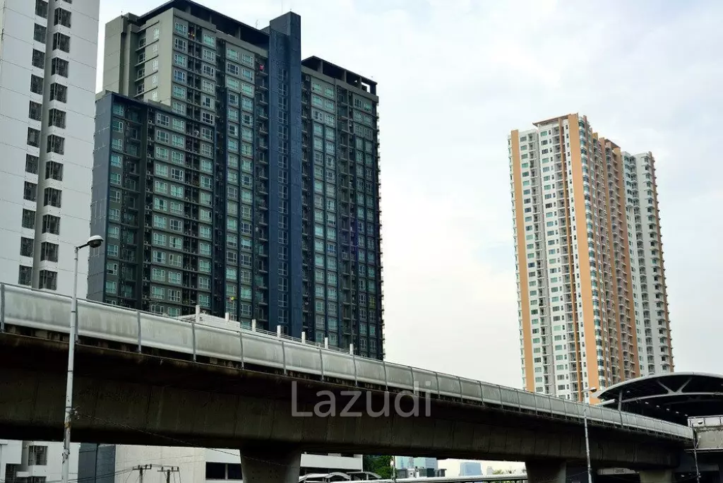 70 sqm high floor condo Hive Sathorn Khlong San Bangkok