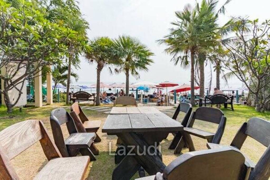 2 Bed Condo With Sea And Mountain Views