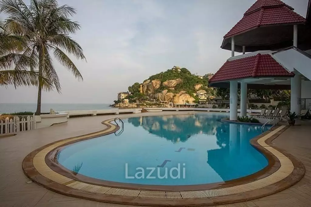 Seaview Paradise condo: 2-Bedroom Beachfront Condo with Sea View, Hua Hin