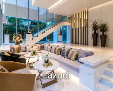Hyde Sukhumvit 11