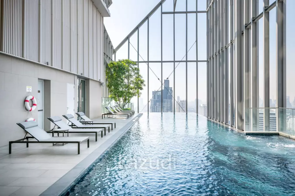 1 Bed 1 Bath 32.34 sq.m. Hyde Sukhumvit 11