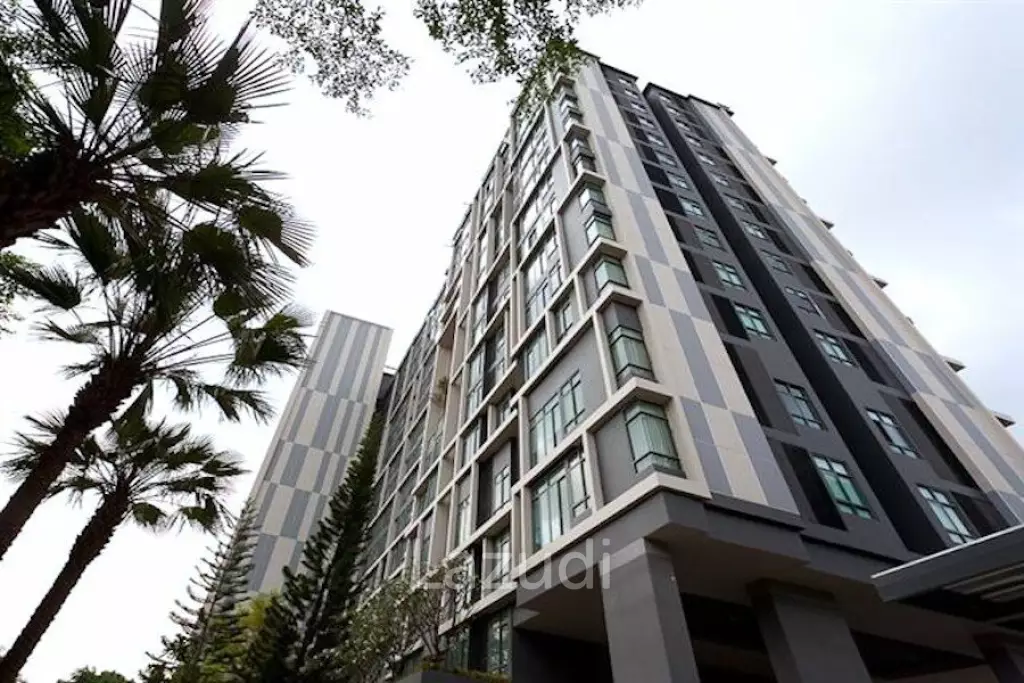 43 sqm 2 Bedroom Condo at Ideo Blucove Sukhumvit