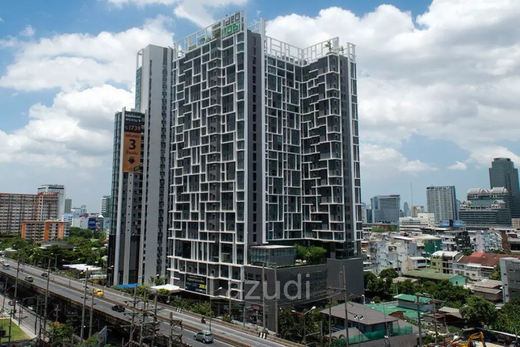44 sqm modern condo at Ideo Mobi Rama 9 Huai Khwang Bangkok