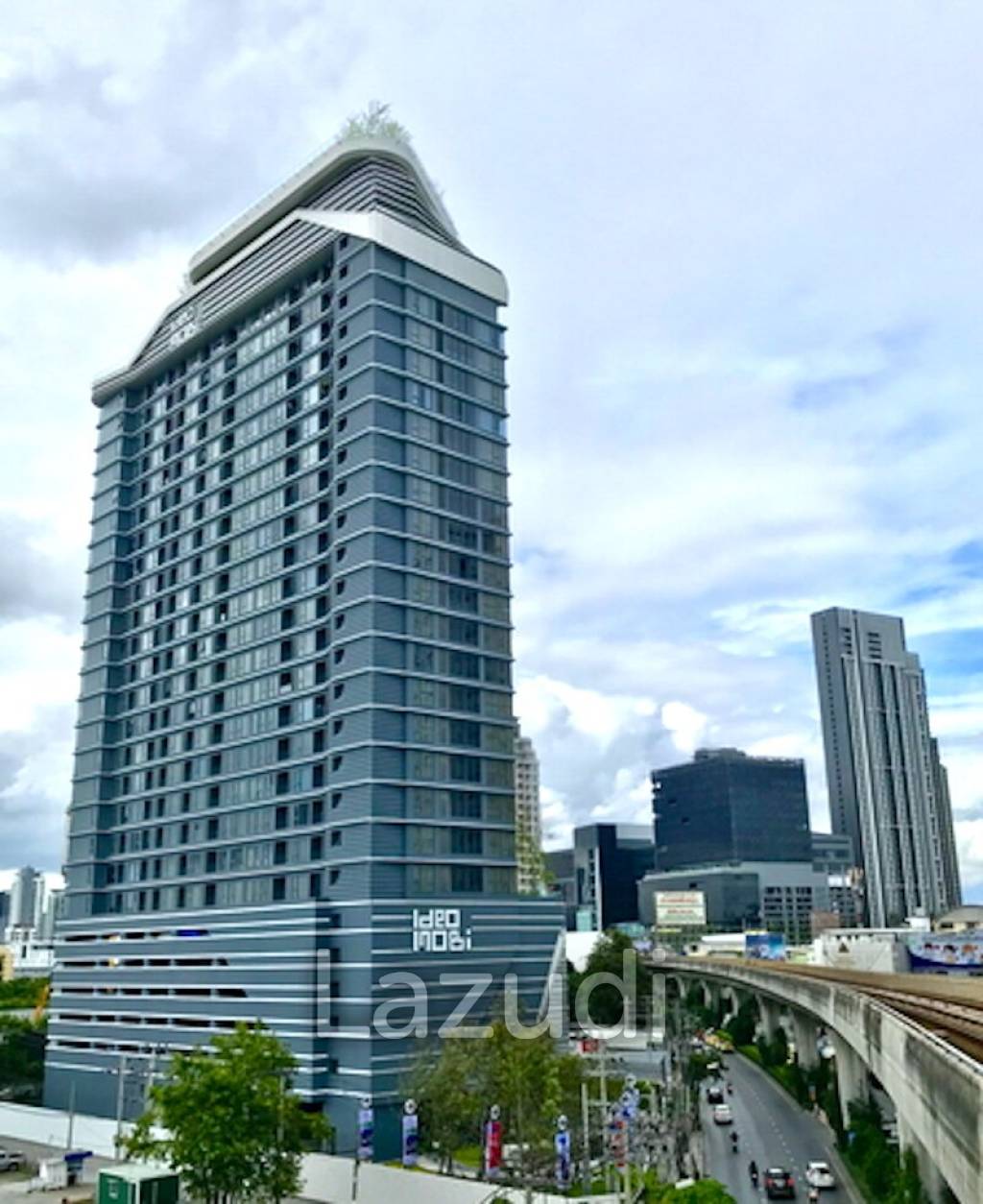 2 Bed 2 Bath 80 SQ.M IDEO Mobi Sukhumvit 66