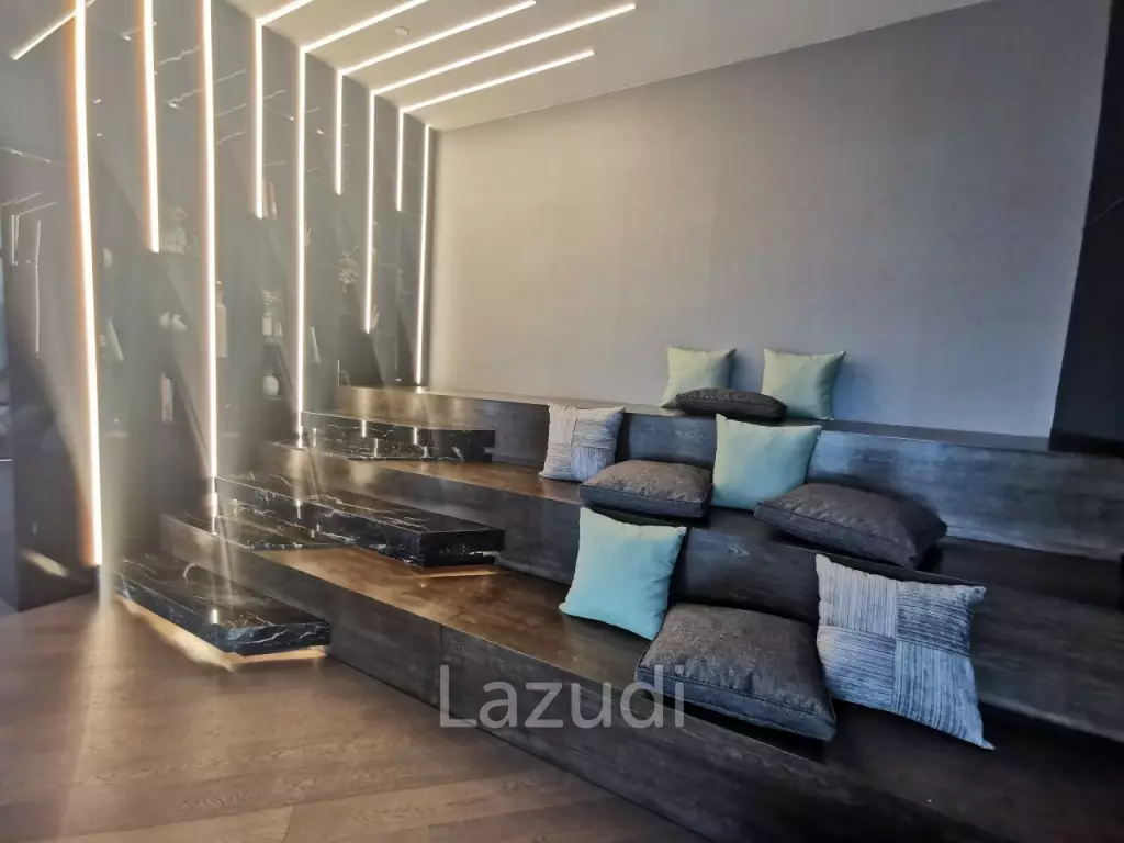 45 sqm modern 1 bedroom condo on 14th floor Ideo Q Sukhumvit 36 Khlong Toei Bangkok