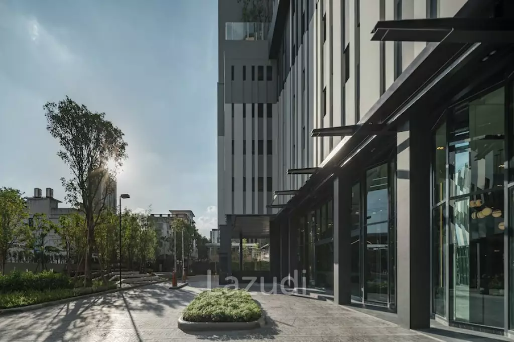 34 sqm condo on 22nd floor at Ideo Sathorn-Wongwian Yai, Khlong San Bangkok