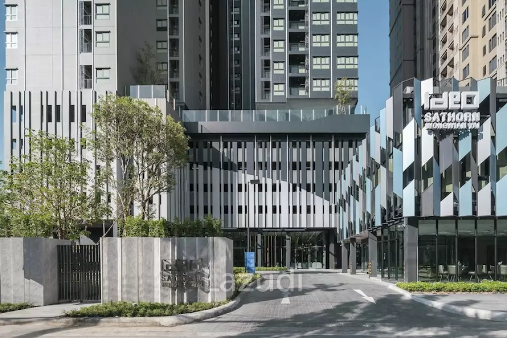 34 sqm condo on 22nd floor at Ideo Sathorn-Wongwian Yai, Khlong San Bangkok