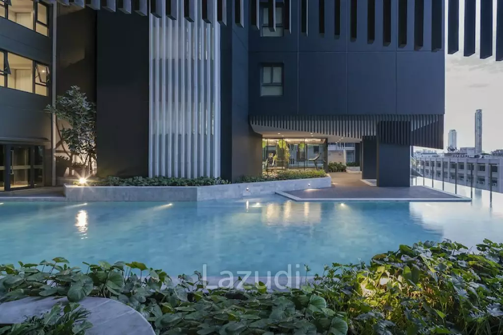 34 sqm condo on 22nd floor at Ideo Sathorn-Wongwian Yai, Khlong San Bangkok