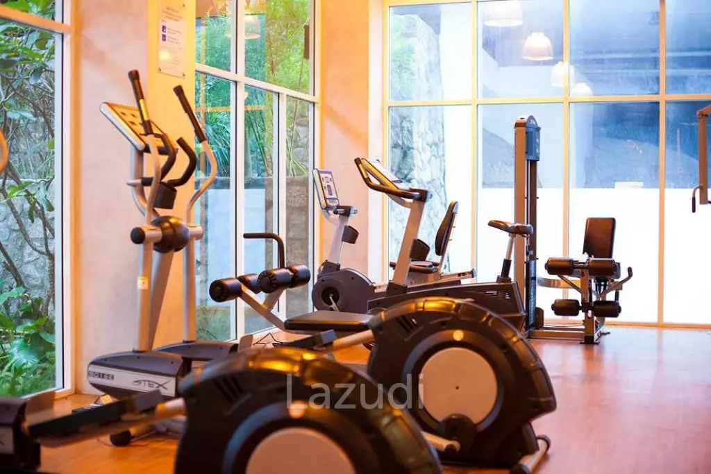 Very Spacious 2-Bed Condo with Scenic Views in Kamala