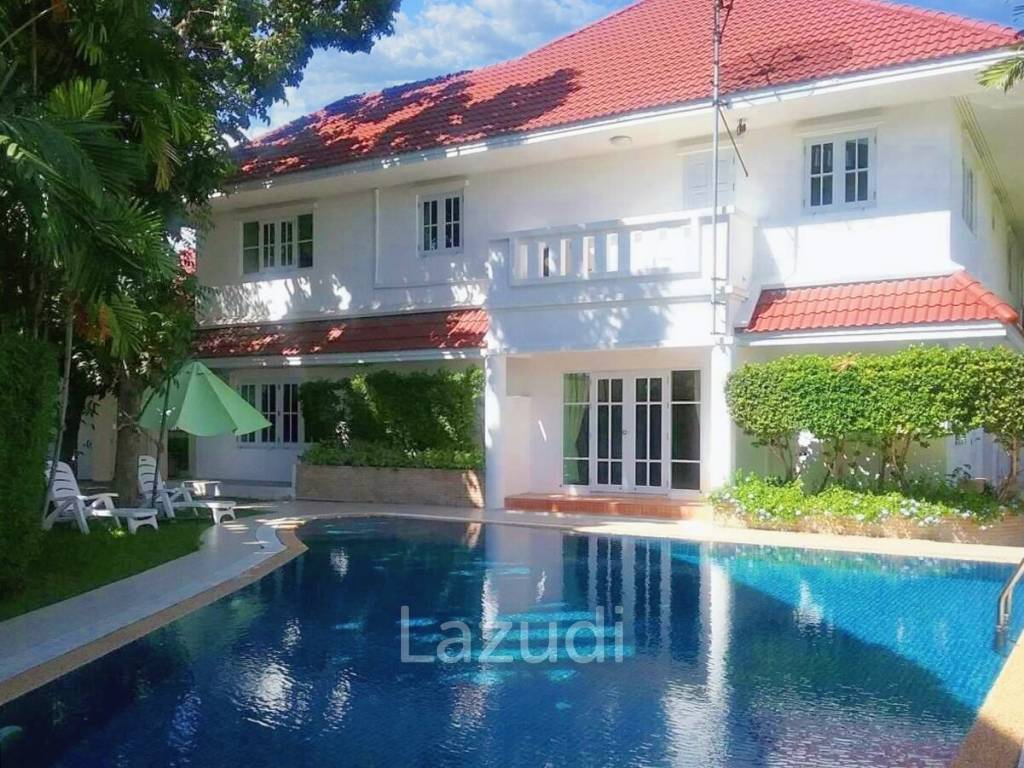 หมู่บ้านเลคไซด์ วิลล่า 2