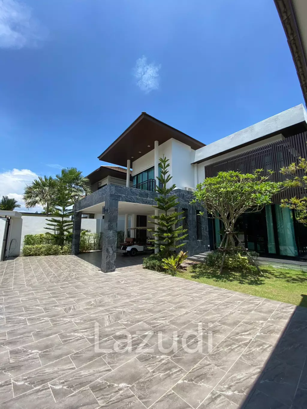 3 Bed 4 Bath 231.80 SQ.M Nakarasarp Village