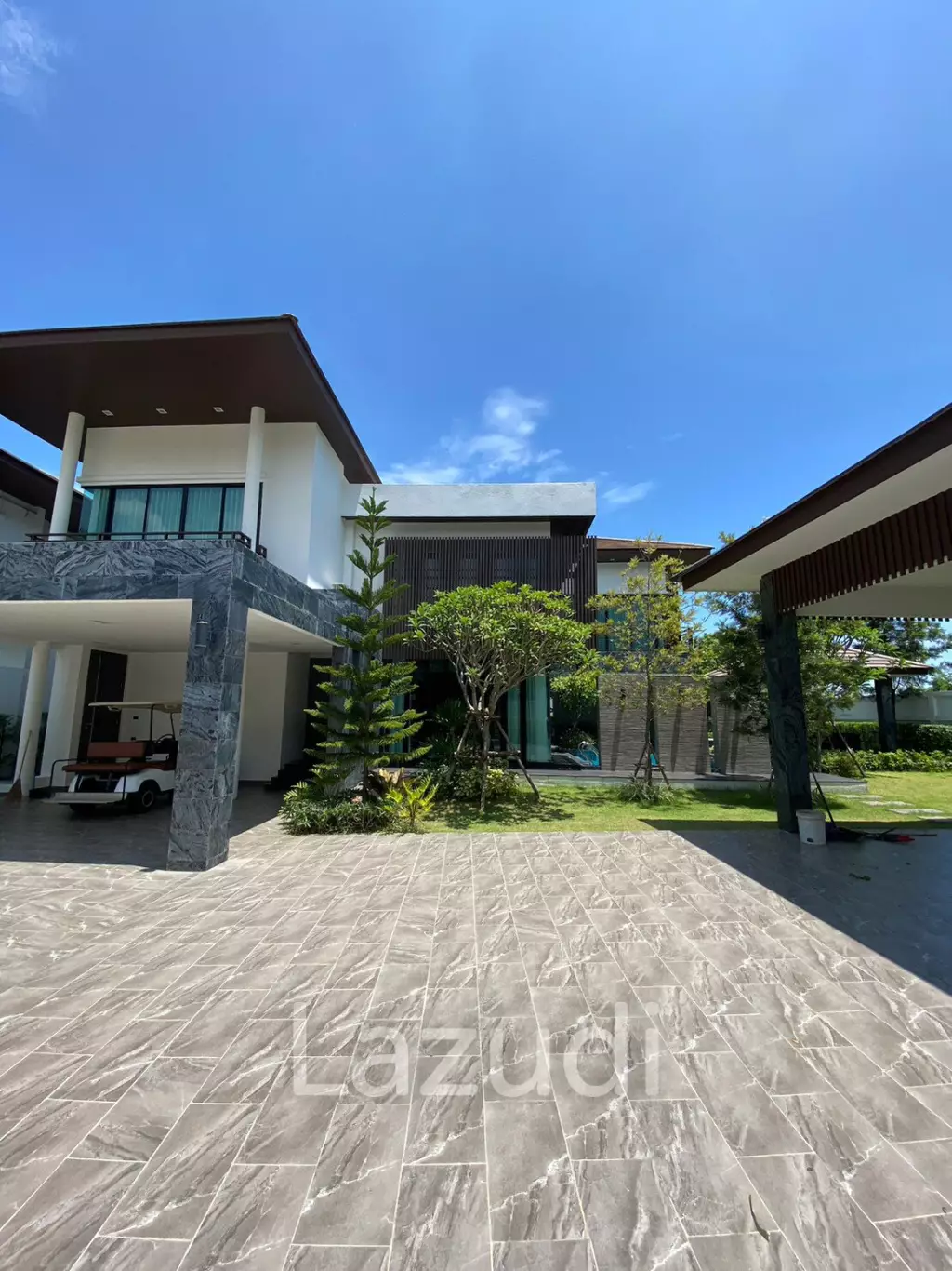 3 Bed 4 Bath 231.80 SQ.M Nakarasarp Village