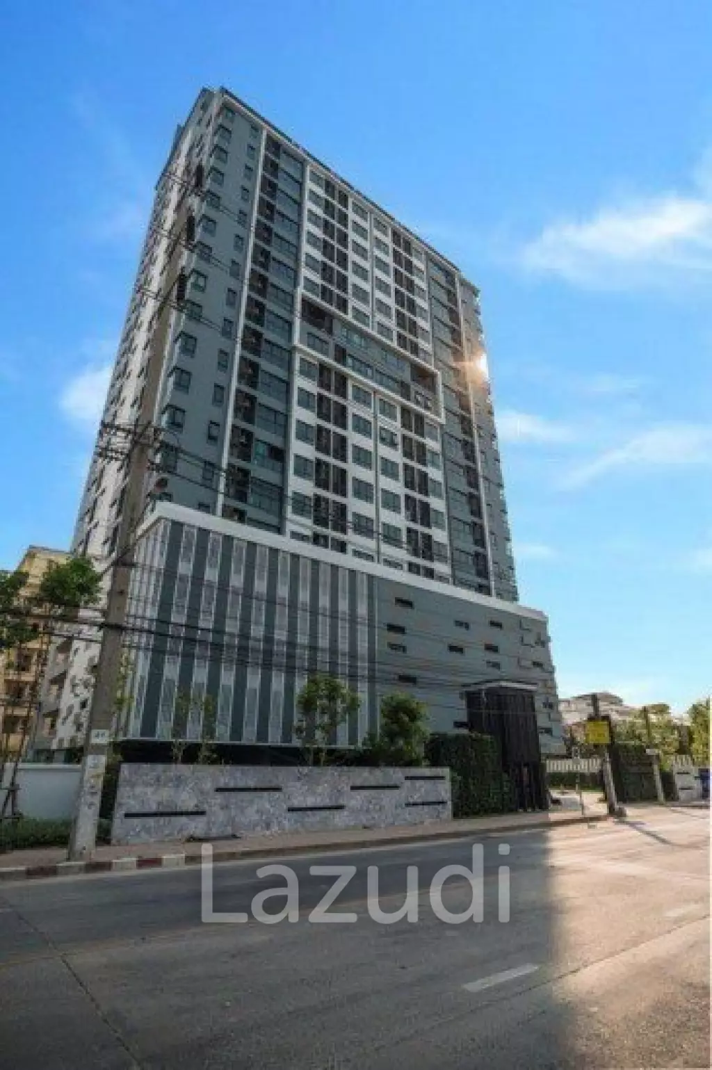 1 Bed 2 Bath 51 SQ.M Knightsbridge Bearing