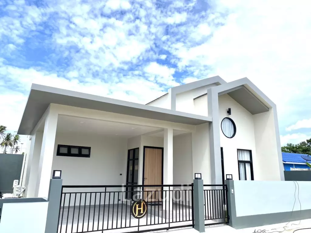 3 Beds 3 Baths 184 SQ.M. The Hamlet Pattaya