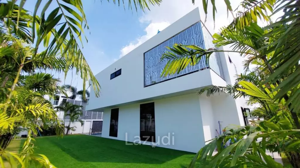 5 Bed 5 Bath 700 SQ.M. D-Sign Villas