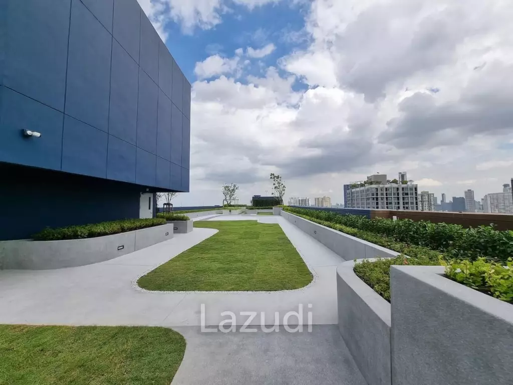 Modern 1-Bedroom Condo in Phra Khanong Bangkok