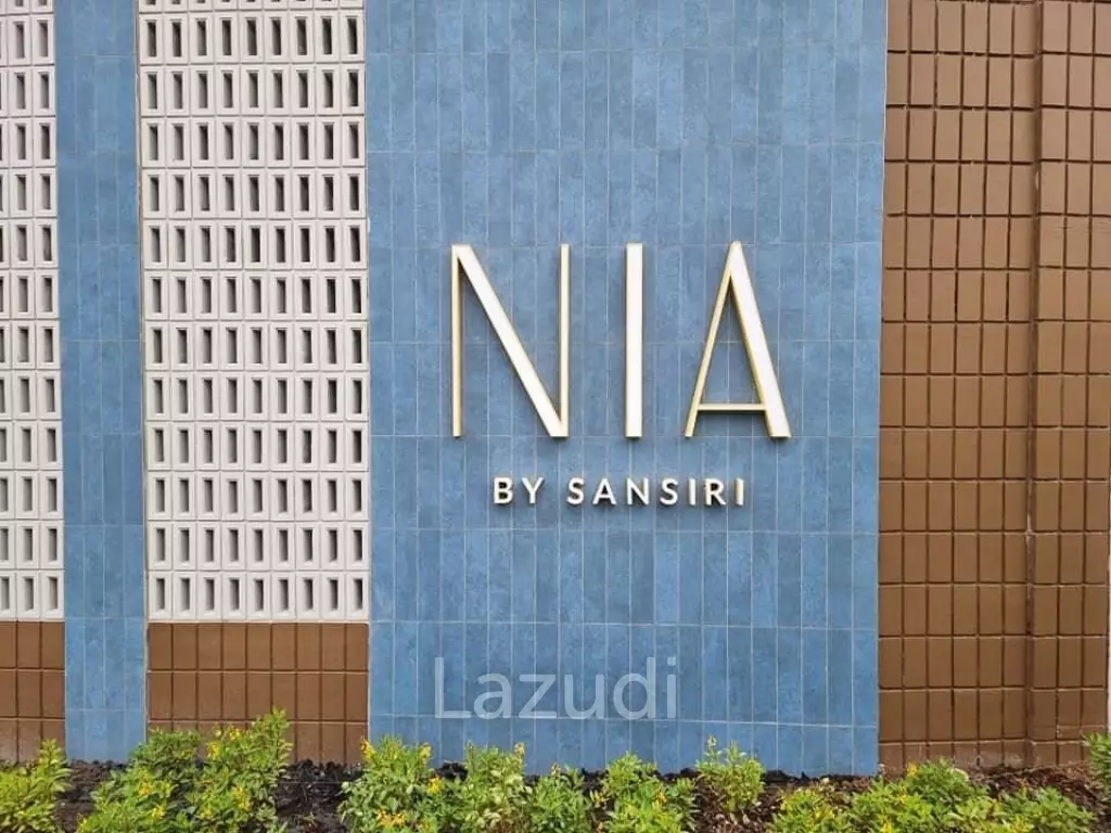 Modern 1-Bedroom Condo in Phra Khanong Bangkok