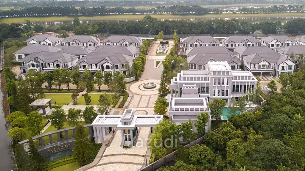 4 Bed 5 Bath 528 SQM The Palazzo Srinakarin