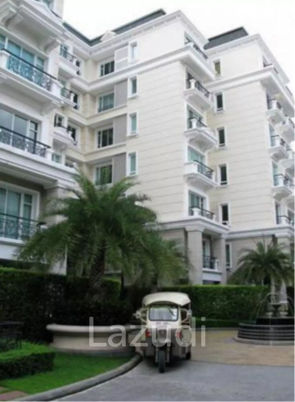 3 Bed 4 Bath 132 SQ.M La Vie En Rose Place
