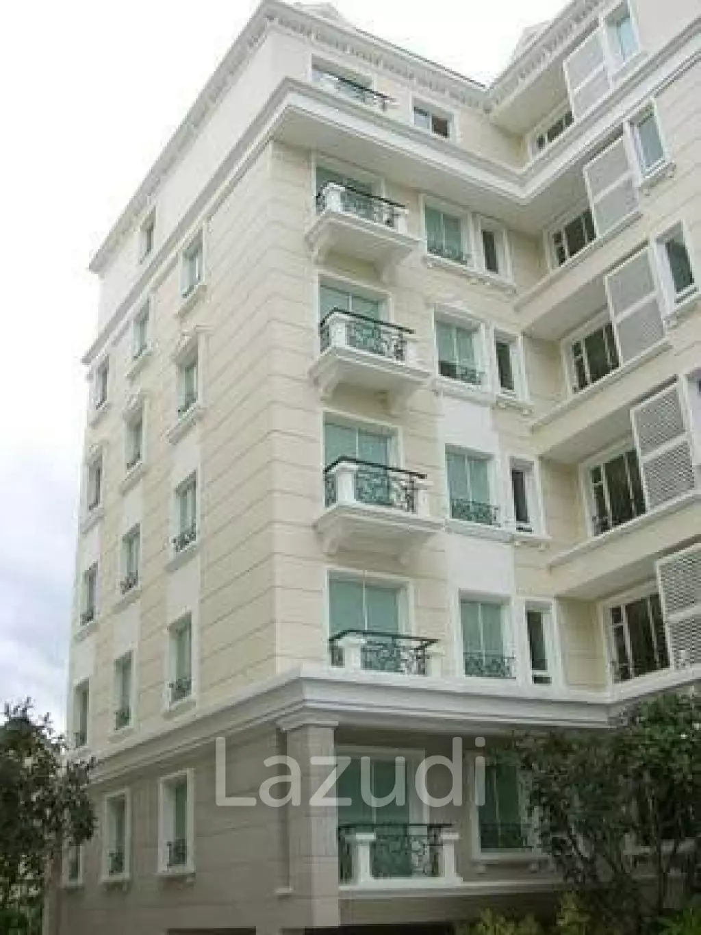 3 Bed 4 Bath 132 SQ.M La Vie En Rose Place