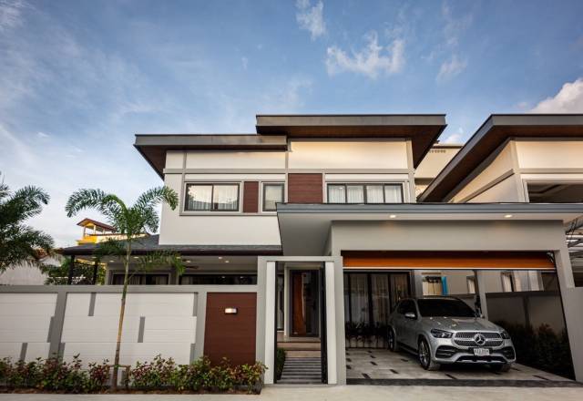 Zensiri Midtown Villas