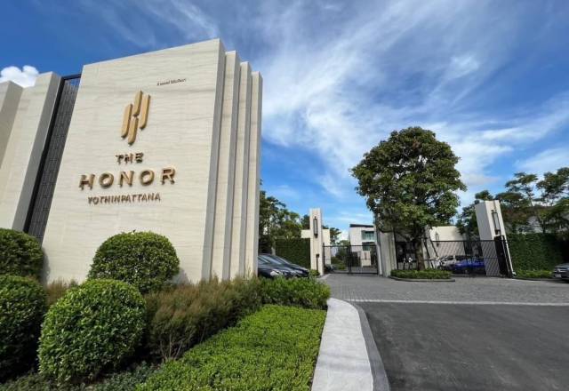 The Honor Yothinpattana