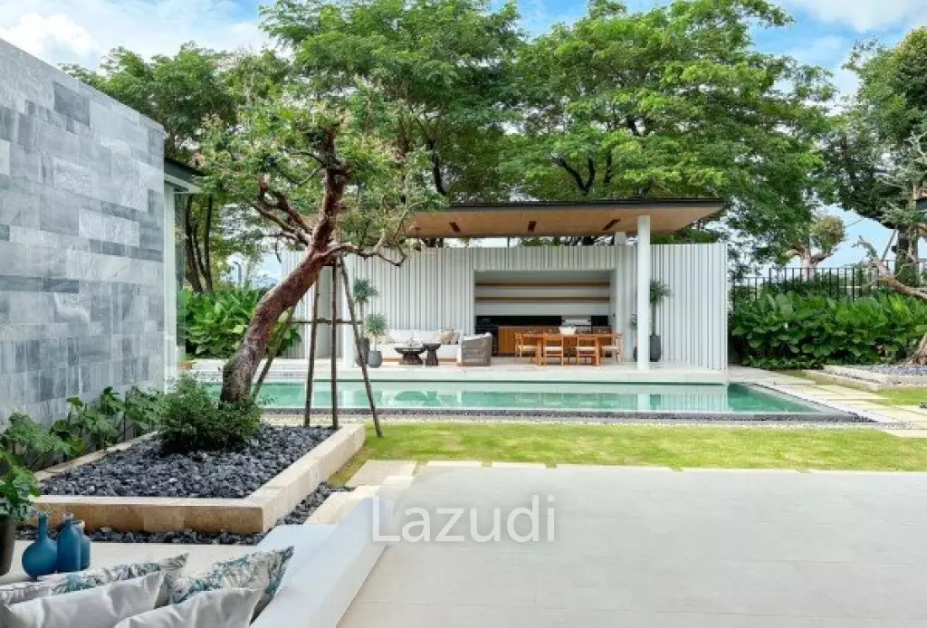 4 Bed 6 Bath 434 SQ.M Botanica Forestique