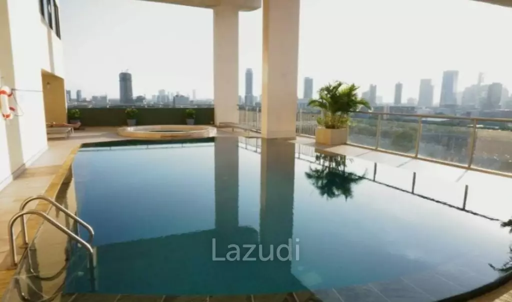 2 Bedroom 2 Bathroom 125 SQ.M. Lake Green