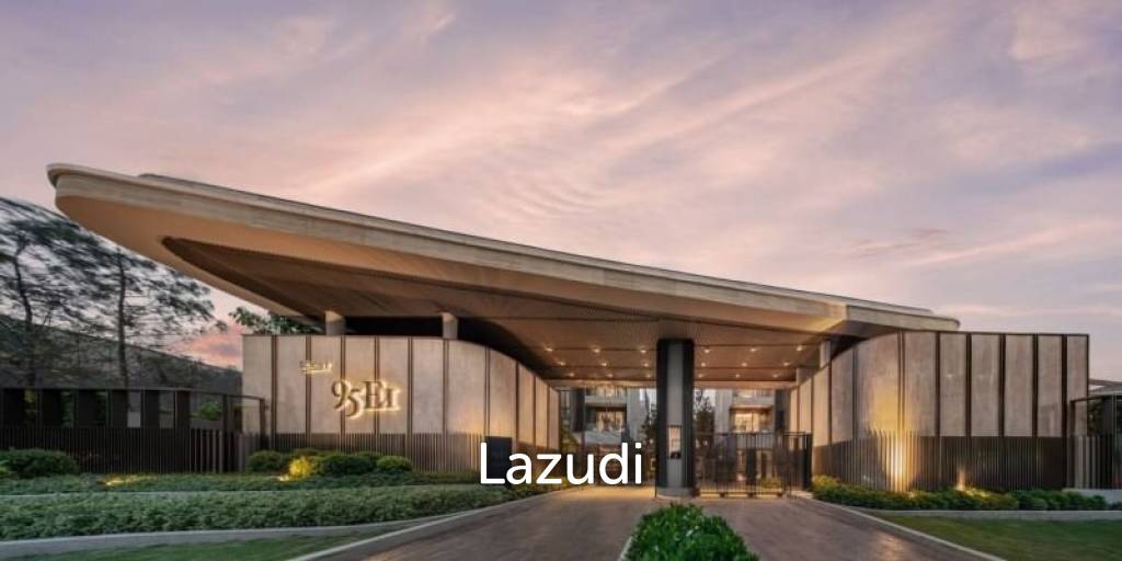 95E1 (Ninety-Five East One) - Bang Kapi, Bangkok