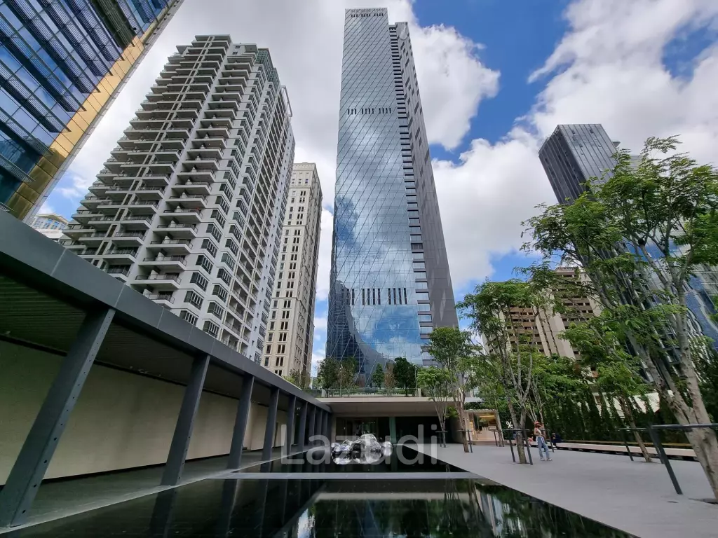 One City Center (OCC Tower) – Grade A Office Space for Rent in Bangkok