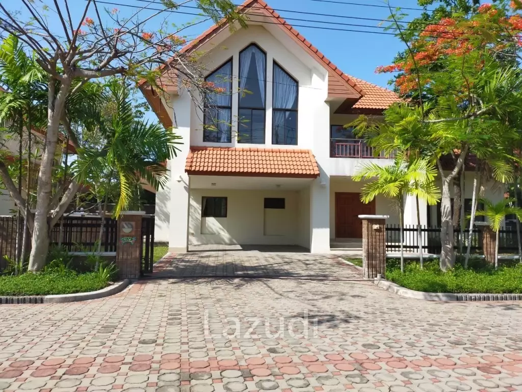 4 Bed 4 Bath 450 SQ.M The Privilege Laem Chabang