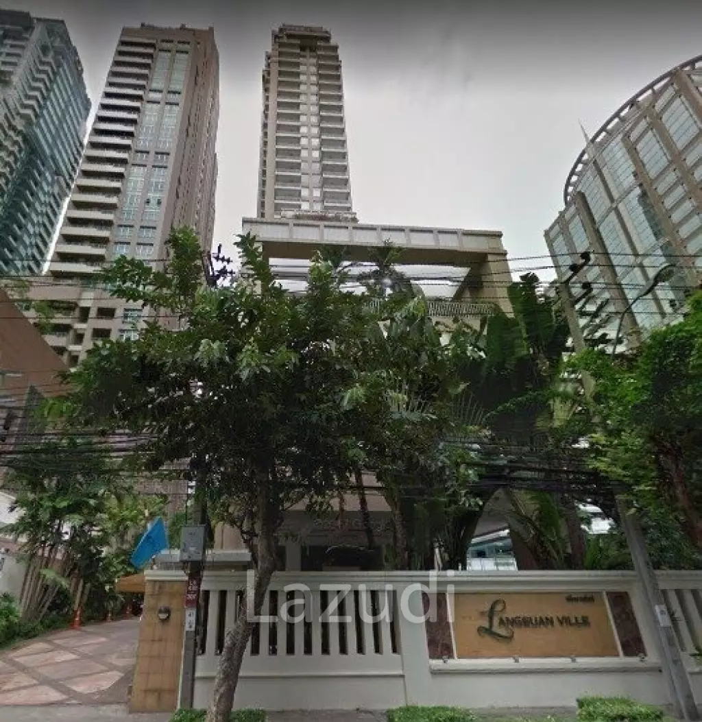 161 sqm High-Floor 2-Bed Condo at Langsuan Ville Lumpini Bangkok