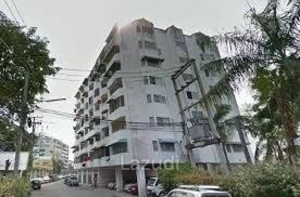 ล้านนา คอนโดมิเนียม