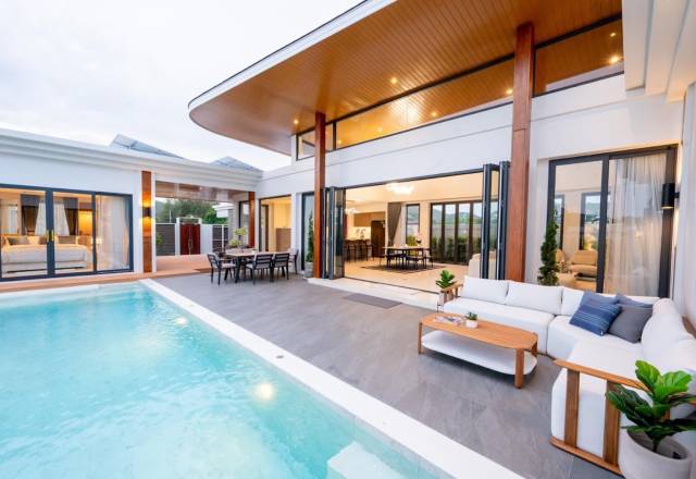 Thipurai Luxury Pool Villas