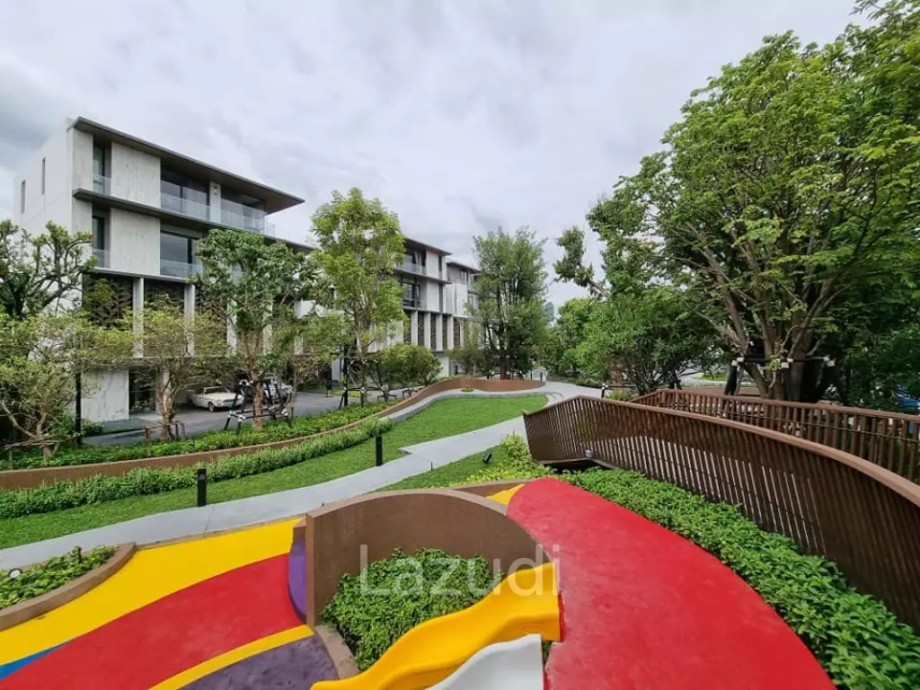 3 Bed 4 Bath 335 SQ.M ARTALE Asoke - Rama 9