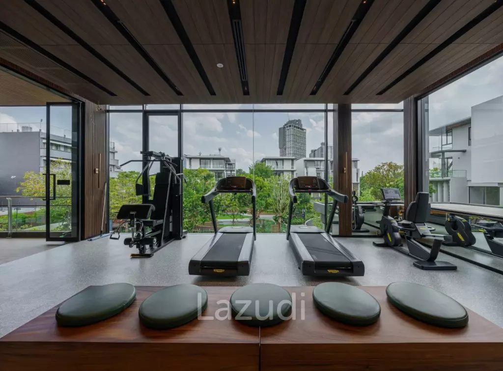 3 Bed 4 Bath 335 SQ.M ARTALE Asoke - Rama 9