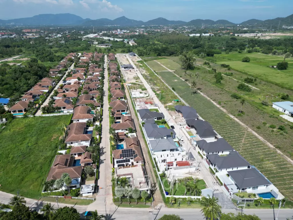 261 sqm pool villa CoCo Hua Hin 88 Hin Lek Fai