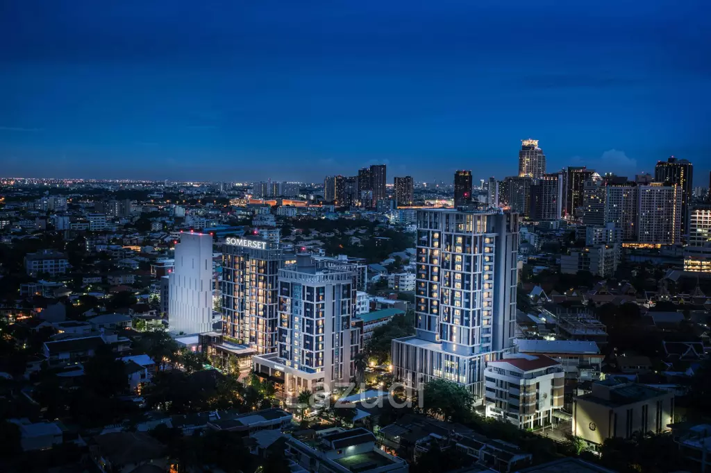 2 Bed 1 Bath 89 SQ.M Somerset Ekamai Bangkok