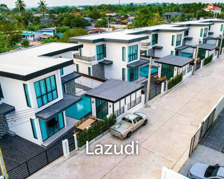 AQUA Pool Villa Pattaya