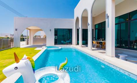 Reeva Pool Villas