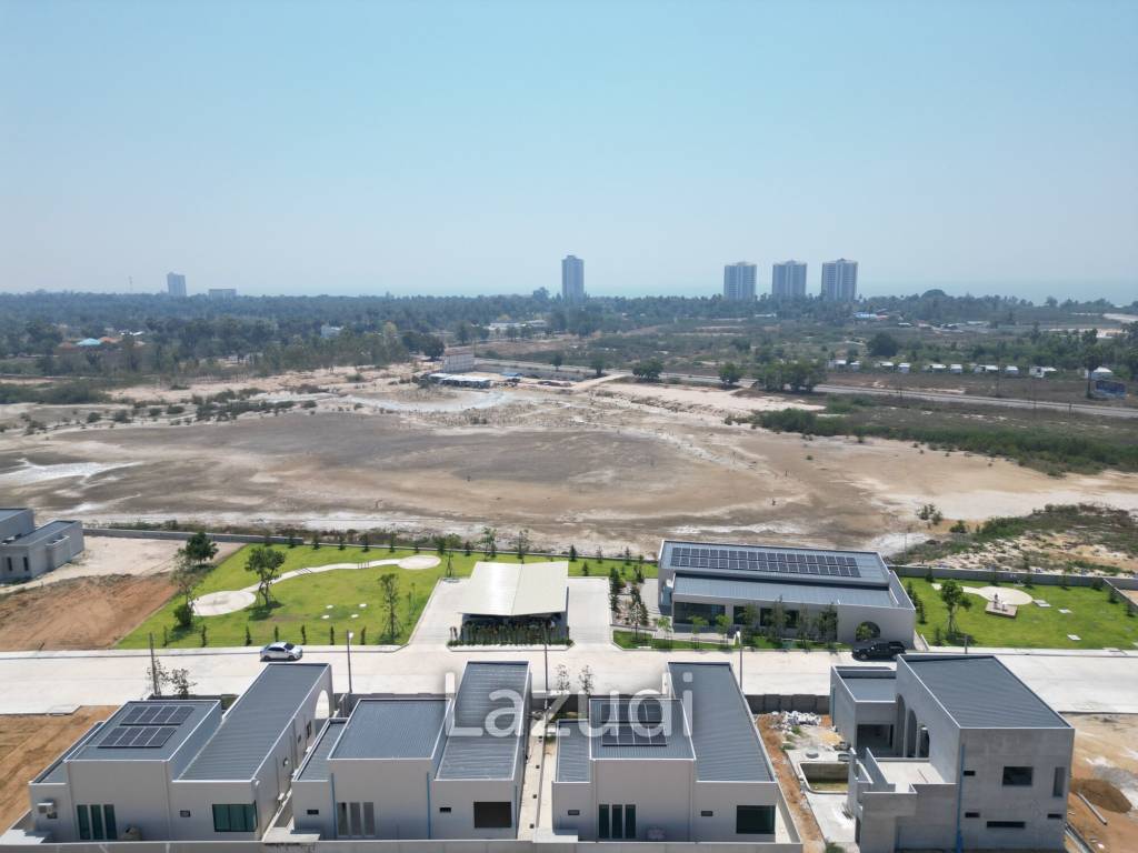 4 Bed 4 Bath 280 SQ.M. Reeva Pool Villas