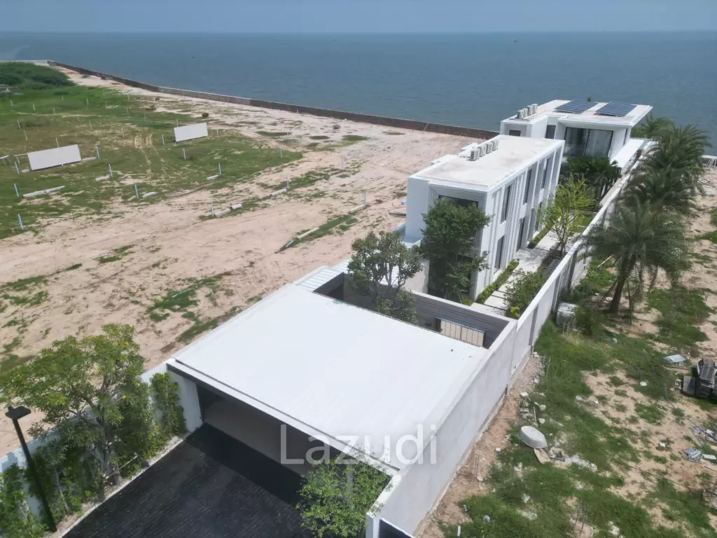Luxurious 5-Bedroom Kehadfa Grand Villa in Cha-Am