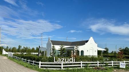 บรีซ ไฮด์อเวย์