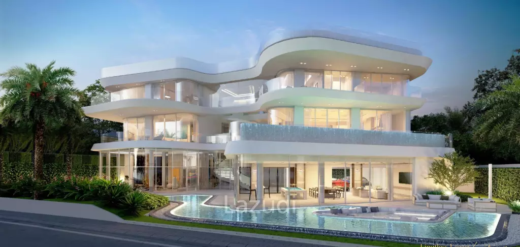 Ultra-Luxurious Beachfront Villa in Pattaya