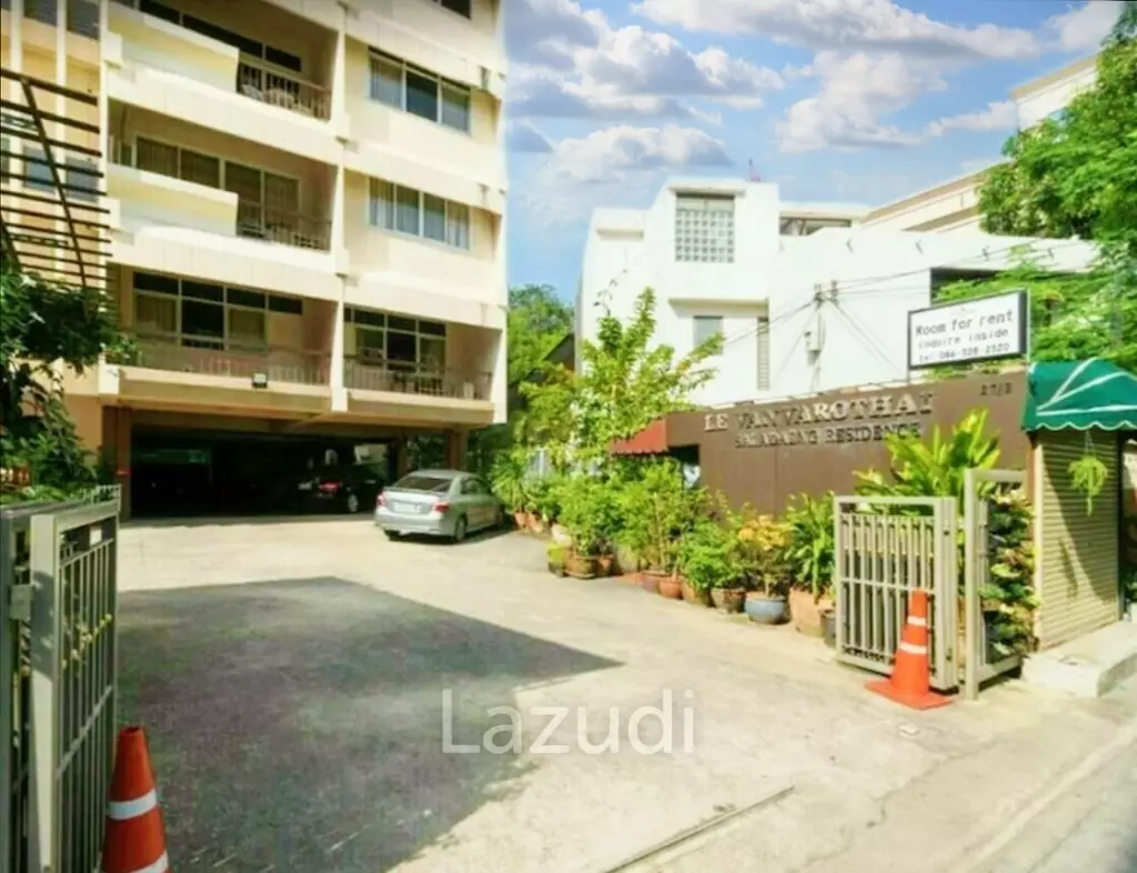 2 Bed 1 Bath 80 SQ.M Le Vanvarothai