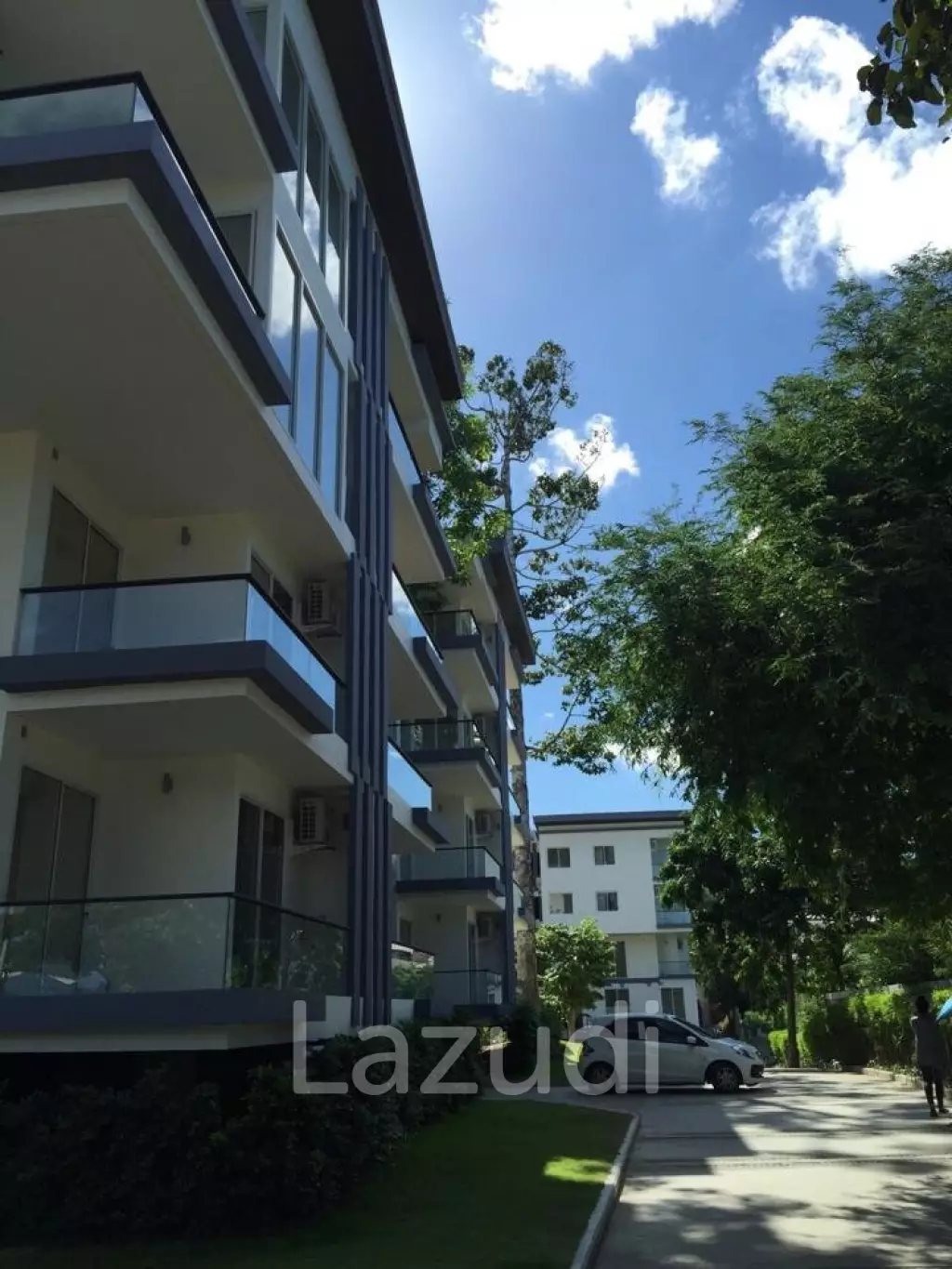 [Foreign Quota] 1 Bed 1 Bath 44.91 SQ.M The Bleu Condo