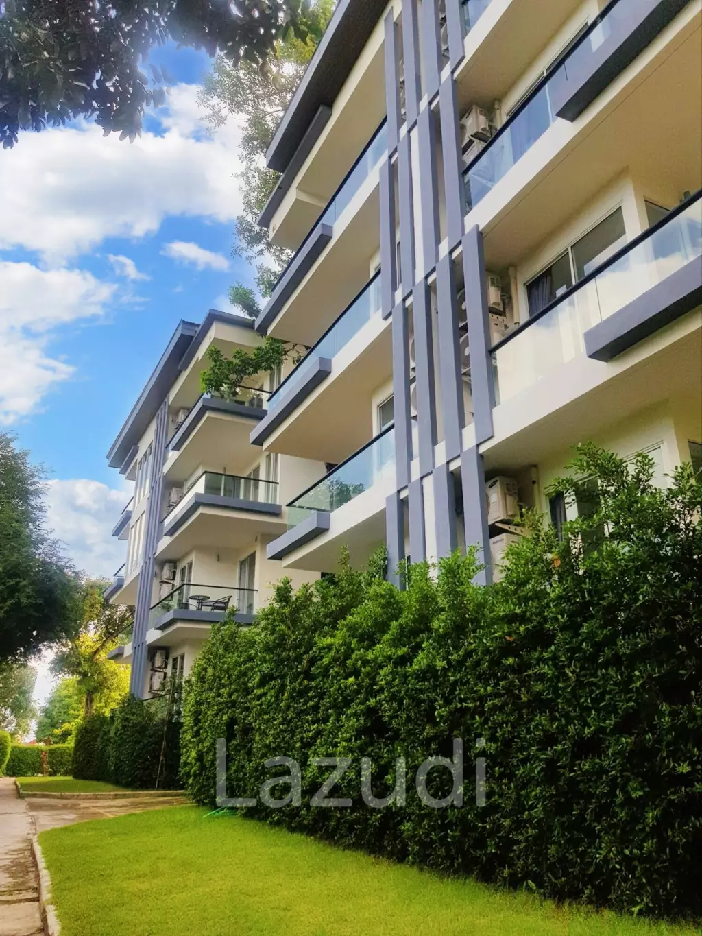 [Foreign Quota] 1 Bed 1 Bath 44.91 SQ.M The Bleu Condo